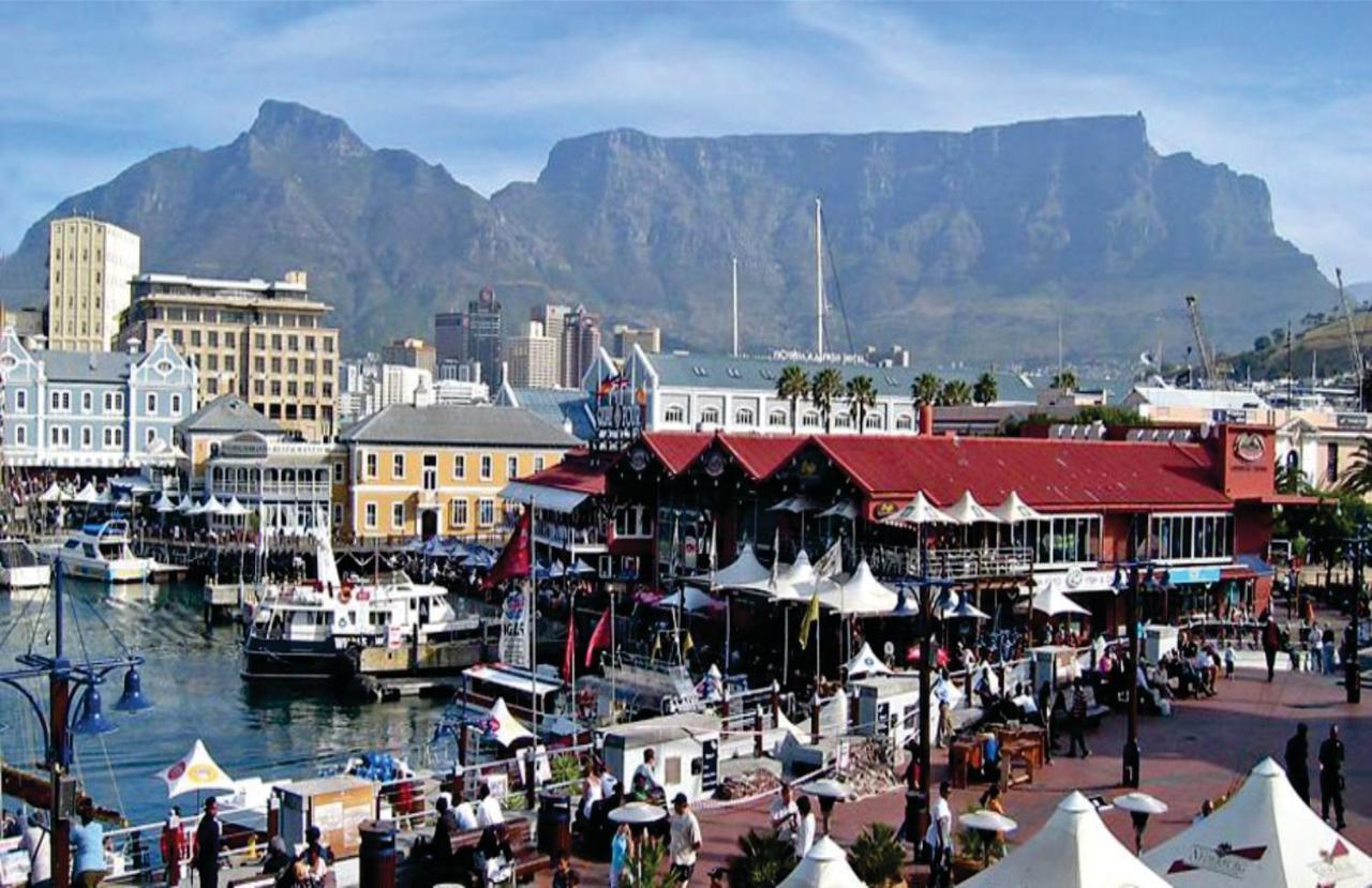 Check Inn Hotel Cape Town Exterior photo